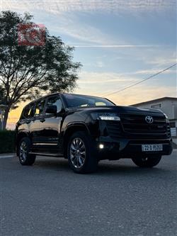 تويوتا لاندكروزر